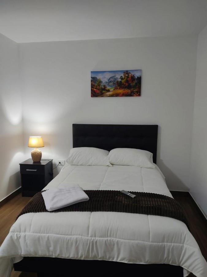 Hospedaje El Girasol Tababela Кито Екстериор снимка